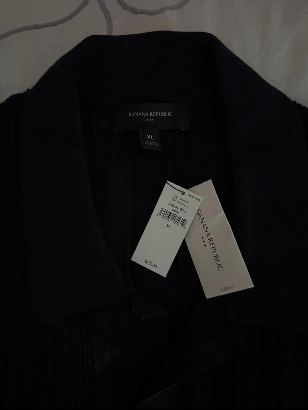 BRAND NEW WITH TAGS Men’s Banana Republic Black Ribbed Button Cardigan